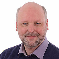 Dr. Lutz Nährlich, medizinischer Leiter Register