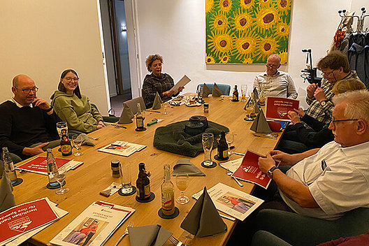 Beim Treffen der Regionalgruppe Münster informierte Dr. Martina Klein vom Pelikanhaus über den Fortschritt des Projektes. 