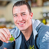 Handballer Dominik Klein setzt sich auf vielfältige Weise für Menschen mit Mukoviszidose ein.