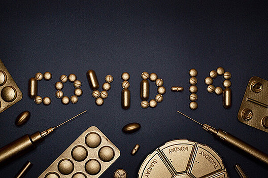Zu Covid-19 sind verschiedene Therapien in der Pipeline. Bild von Miguel Á. Padriñán auf Pixabay 