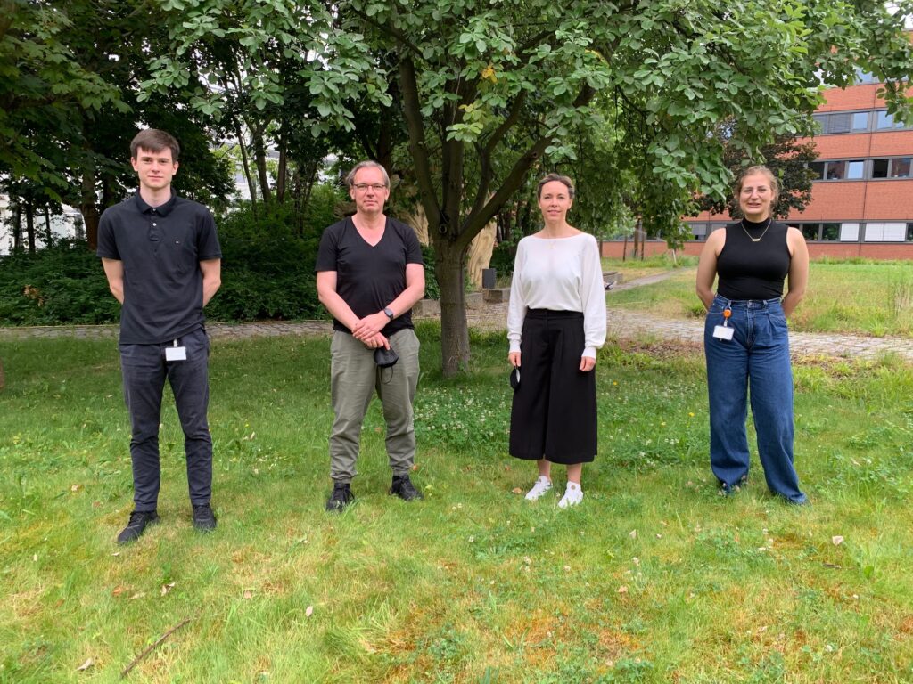 Die Arbeitsgruppe um Dr. Volker Rickerts: Eric Linke, Volker Rickerts, Jasmin Gerkrath, Anna Krumbein (v.l.). Foto: Mukoviszidose e.V.