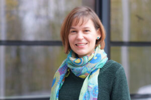 Dr. Mareike Müller. Sie forscht unter anderem zum Gender Gap bei Mukoviszidose. Foto: Universität Siegen