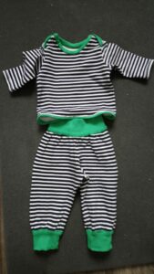 Babykleidung