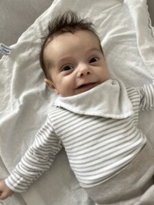 Theo ist ein aufgeweckter kleiner Kerl. Probleme hat er bislang vor allem mit der Bauchspeicheldrüse.